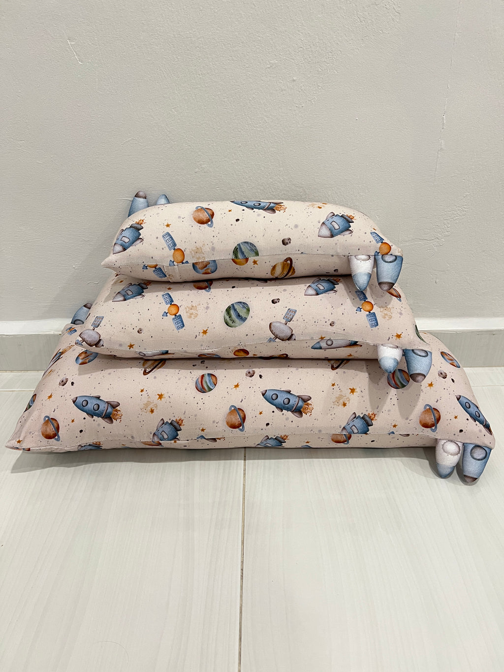 [Pillow] Galaxy Spaceship